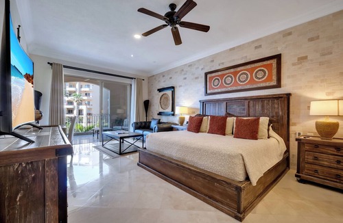 Los Cabos Condo | PREMIUM OCEAN VIEW Remodeled Third Floor at Villa La Estancia Beachfront Resort