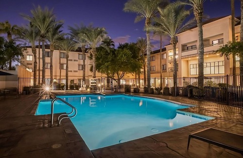 Chandler Apartment | Prime Location, Hike at Apache Trail! Comfortable 1BR Unit! Pool & Sun Terrace