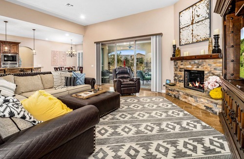 Desert View House | Private 3,200 sq. ft. Desert Oasis