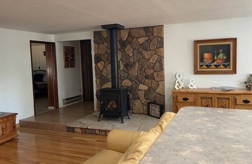 Prescott House | Private Cottage w/ King Bed & Sunset Views