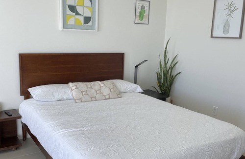 Shea North Estates House | Private entrance guesthouse in heart of Scottsdale - NO CLEANING FEE