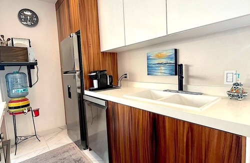 Colonia 5 de Diciembre Apartment | Private Full-Floor Ocean View Condo Rooftop Pool Walk to Beach