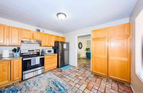 Groves Lincoln Park House | Private Pool Oasis Getaway ~ Hot Tub ~ BBQ ~ Great Location!