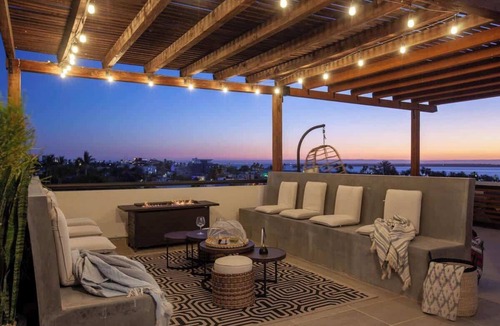 Colina del Sol Condo | Private pool rooftop and BBQ, Malecon 5 min walk