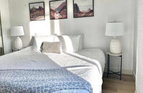 The Townhomes House | Private, Quiet Corner TownHome with Mountain Views in Upscale Resort Community