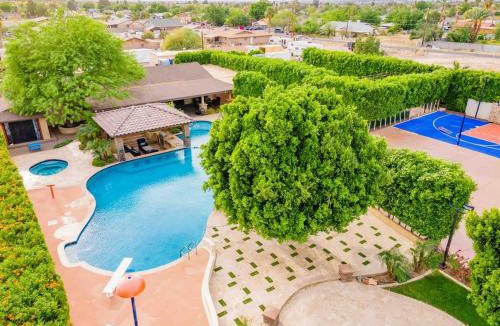 South Mountain House | Private Urban-Oasis w Resort Pool
