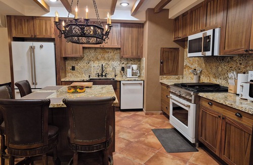 Alta Vista Villa | Private Villa with Heated Pool, 3 Bedrooms + Loft