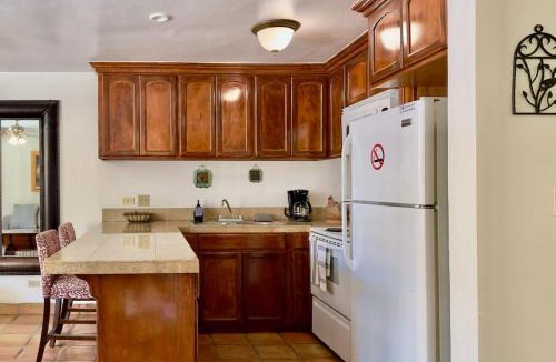 Playas de Rosarito Apartment | Puerto Nuevo Surf Casita las Palmas 1 BR with pool
