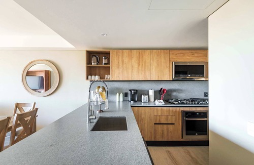 Zona Hotelera Apartment | Punto Nima: Stylish Apt with Oceanview Rooftop