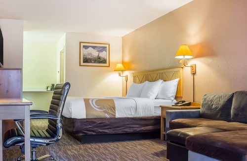 Pinetop Hotel | Quality Inn Pinetop Lakeside