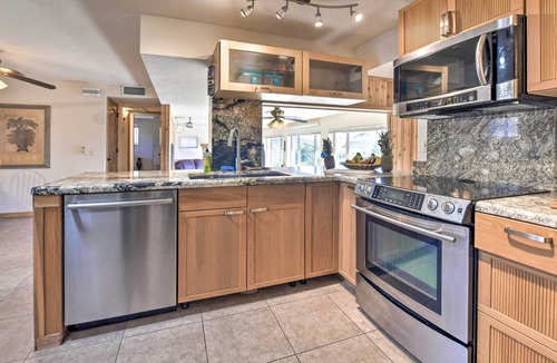 Queen Valley House | Queen Valley Home w/ Patio & Mountain Views!