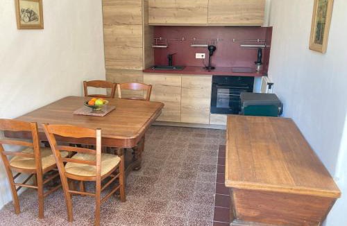 Letia Apartment | Quiet, fresh, and nice