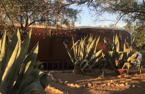 Pomerene House | Ranchito Paraiso: Artsy Farm Stay in the Desert