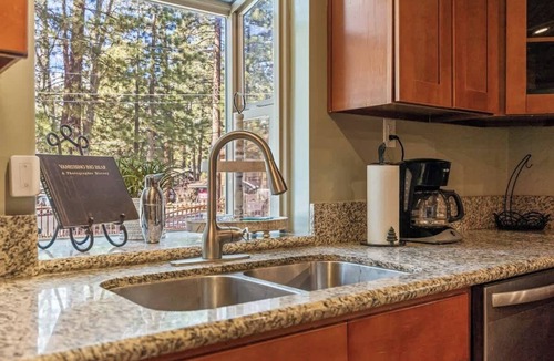 Summit Estates House | Rare Indoor Pool, Game Room & Courts, 5 Blocks to Snow Summit