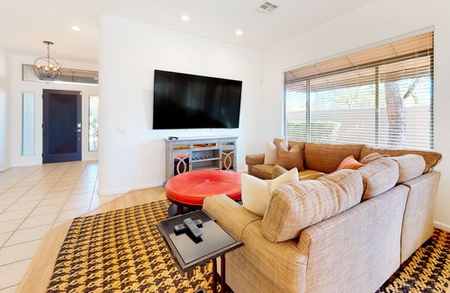 Talon Retreat House | Recently remodeled mountain-view home with heated pool, tennis, fireplace, grill