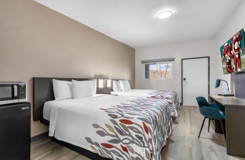 Miami Hotel | Red Roof Inn Globe - Miami, AZ