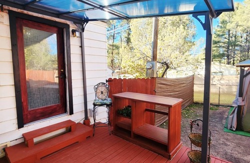 Torreon Apartment | relaxing 1-bedroom apartment with gazebo, ac and jacuzzi in soothing Show Low
