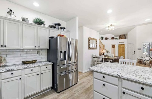 Pinetop House | Relaxing 3BR Cabin Close to Woodland Lake