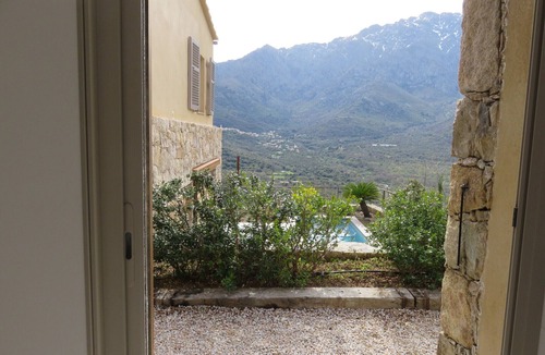 Lunghignano House | RENOVATED BERGERIE CLIMATISEE PANORAMIC VIEW POOL HEATED BEACHES A 12MN