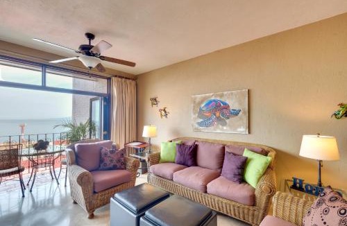 Downtown Puerto Vallarta House | Resort Condo w/Pool Access & Pacific Ocean Views!