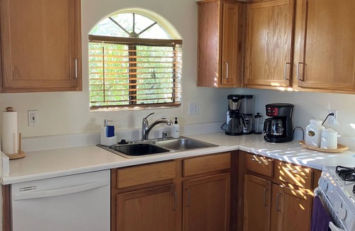 Villa De Paz Apartment | Resort Style Condo - Desert Breeze Villas
