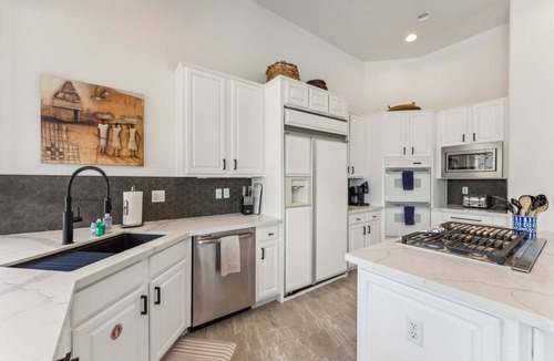 North Scottsdale House | Resort Style Pool Home- Troon - Updated