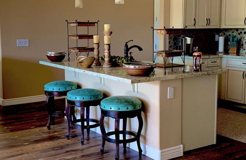 Desert View Village Condo | Rhinestone Cowgirl Cave Creek Hide Away
