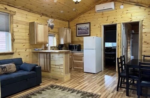Thompson Falls Hotel | Rimrock Lodge