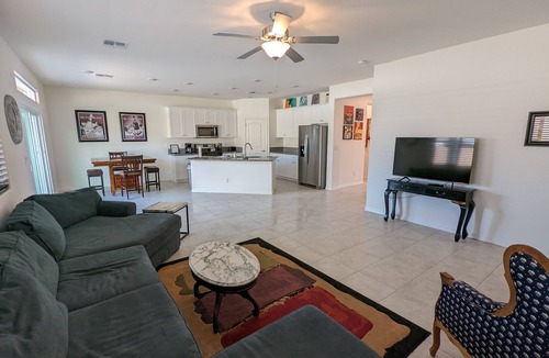 Holiday Shores House | River Close, Newer Home! Great Neighborhood Minutes from Laughlin! Close to all!