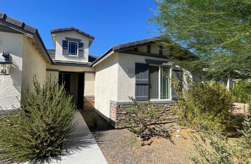 Holiday Shores House | River Close, Newer Home! Great Neighborhood Minutes from Laughlin! Close to all!