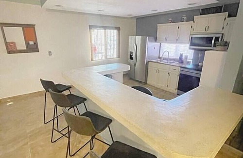 Obrera House | Rocky Point Getaway | Gated Parking | Sleeps 8
