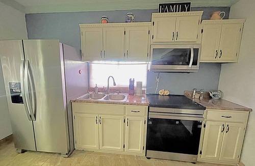 Obrera House | Rocky Point Getaway | Gated Parking | Sleeps 8