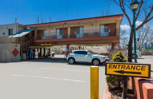 Downtown Flagstaff Hotel | Rodeway Inn Flagstaff-Downtown