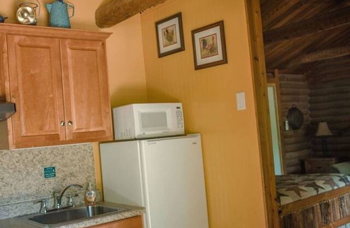 Sedona Cabin | Romantic Cabin next to Slide Rock