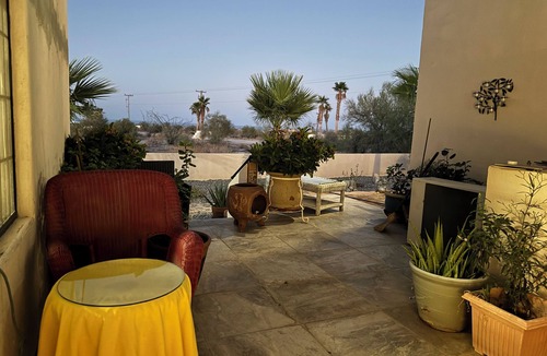 El Dorado Ranch Apartment | Romantic Paradise with Private pool, beautiful studio, breakfast and more!