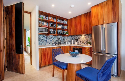 Romantic Zone Condo | Romantic Zone Penthouse w/Ocean Views