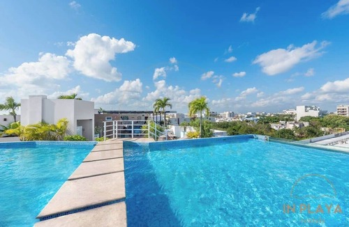 Downtown Condo | Rooftop Pool Condo Steps from 5th Avenue
