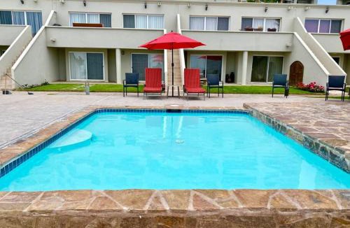 Playa Encantada Apartment | Rosarito Love “La Jolla” Hot Tub and Pool