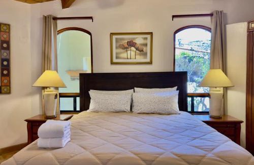 Playas de Rosarito Apartment | Rosarito Puerto Nuevo Surf 1BR casita and pool