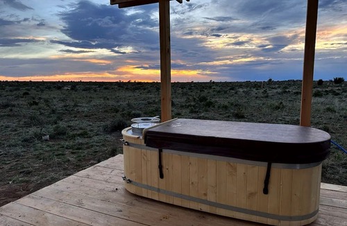 Valle Cabin | Rustic Off-Grid A-frame with Hot Tub and Sauna near the Grand Canyon for a Unique Escape in Williams, Arizona