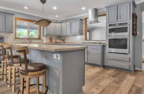 Southwest Village House | Rustic Retreat,a place to relax & decompress! Walking distance to Old Scottsdale