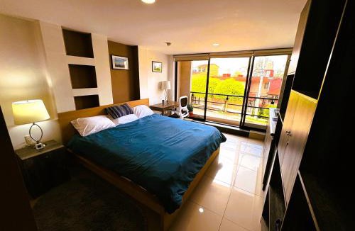 Ciudad Lopez Mateos Apartment | S10 KING Suite at TEC CEM Cocineta WiFi Balcón Parking Terraza