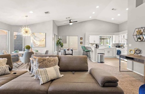 Calico Ridge House | Sail in Sky - Remodeled 3BR Vegas Spa and Pool!