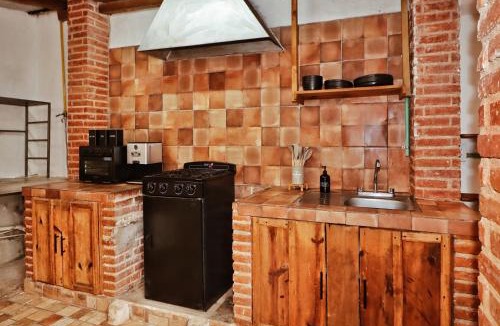 De Guadalupe House | Saktail Colonial Villa with a central patio