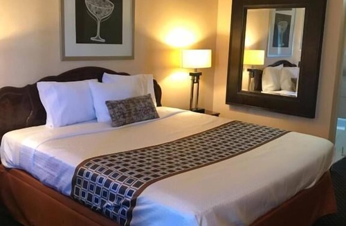 La Sierra Hotel | Sands Motel