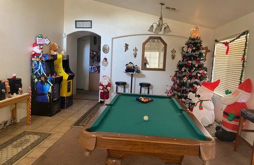 Southern Views House | Score a Touchdown at the Ultimate 4/20 Friendly VRBO Superbowl House