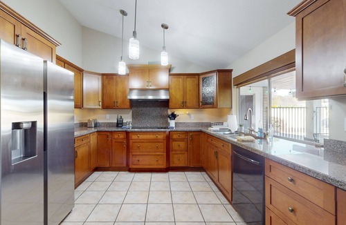 Buenavante House | Scottsdale Escape – Poolside Fun & Family-Friendly Comfort!