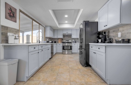 Shea North Estates House | Scottsdale Oasis! Family Retreat with Pool!