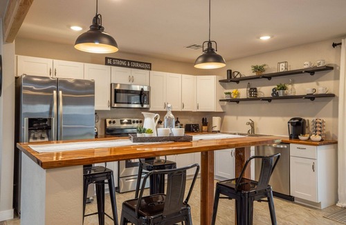 Scottsdale Estates Six House | Scottsdale Osborn 3 Bedroom Home by RedAwning