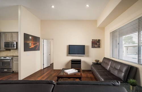 Chaparral Estates House | Scottsdale PV Huge Guest House, fully livable, with a private basketball court